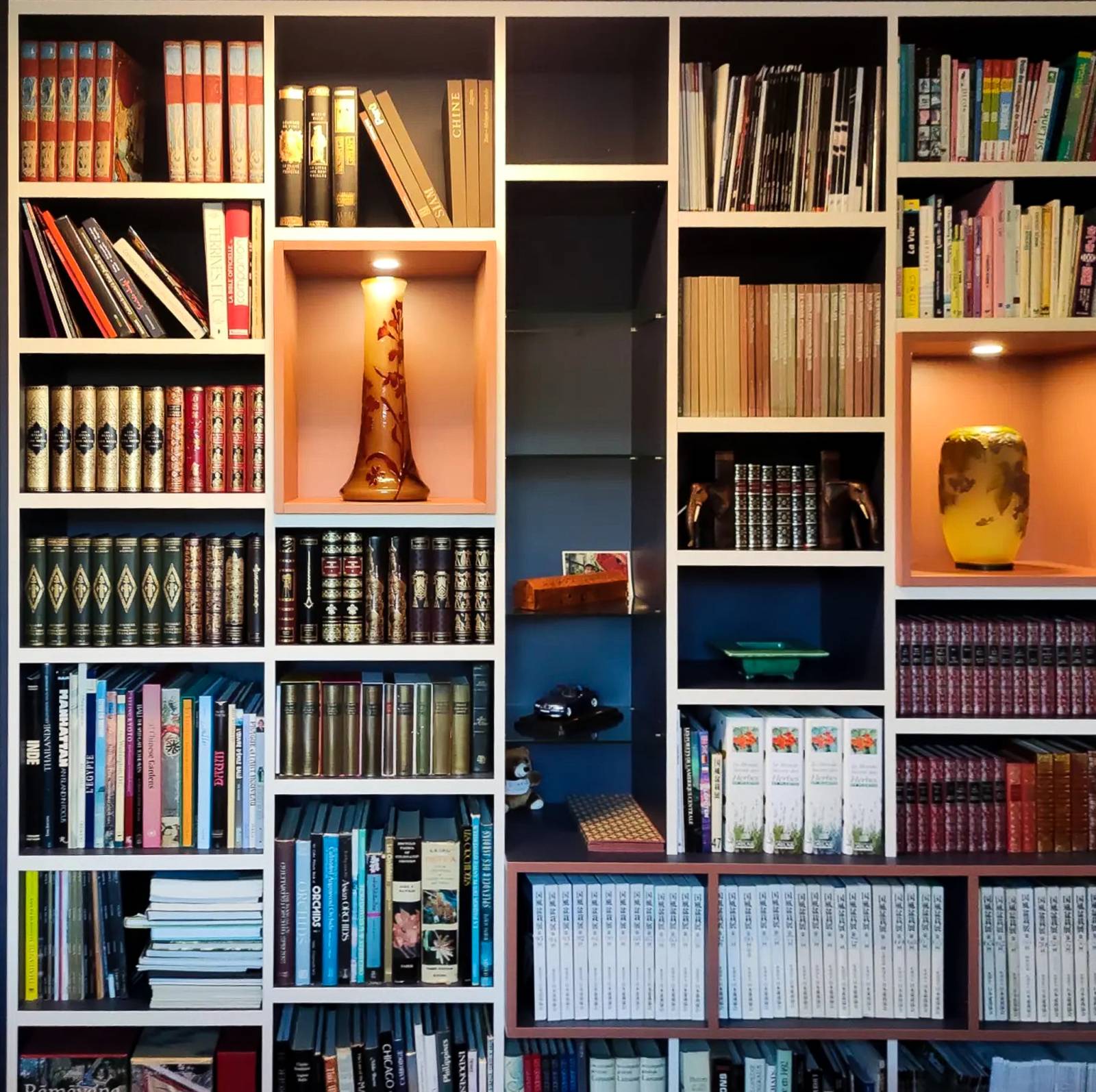 Meuble bibliothèque sur mesure à Hyères dans le Var.