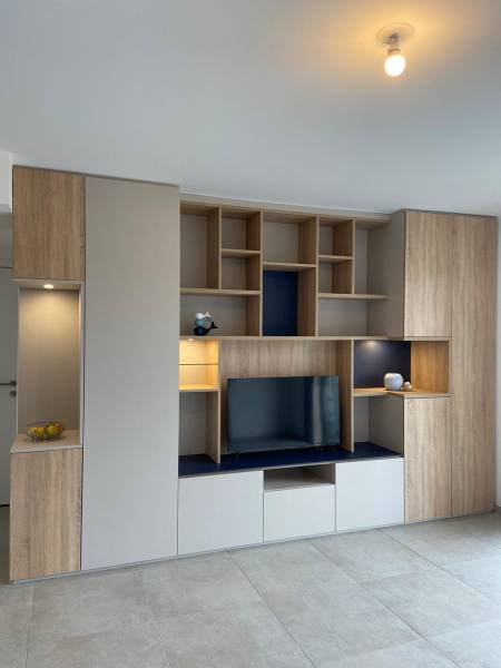 Meuble télévision au Lavandou