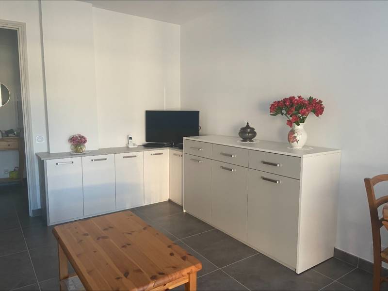 Buffet moderne meuble TV à Hyères  8340